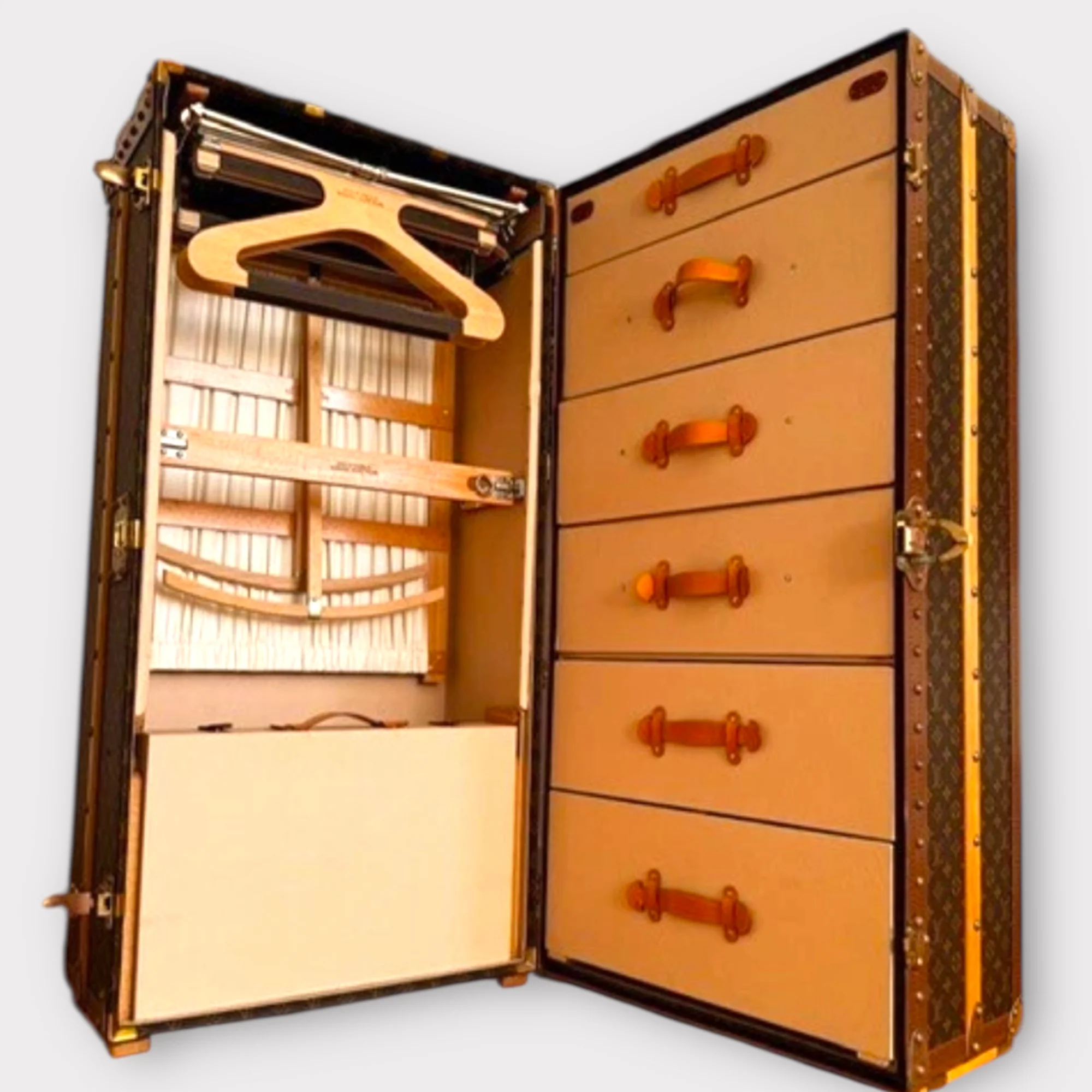 Louis Vuitton wardrobe trunk - Image 7