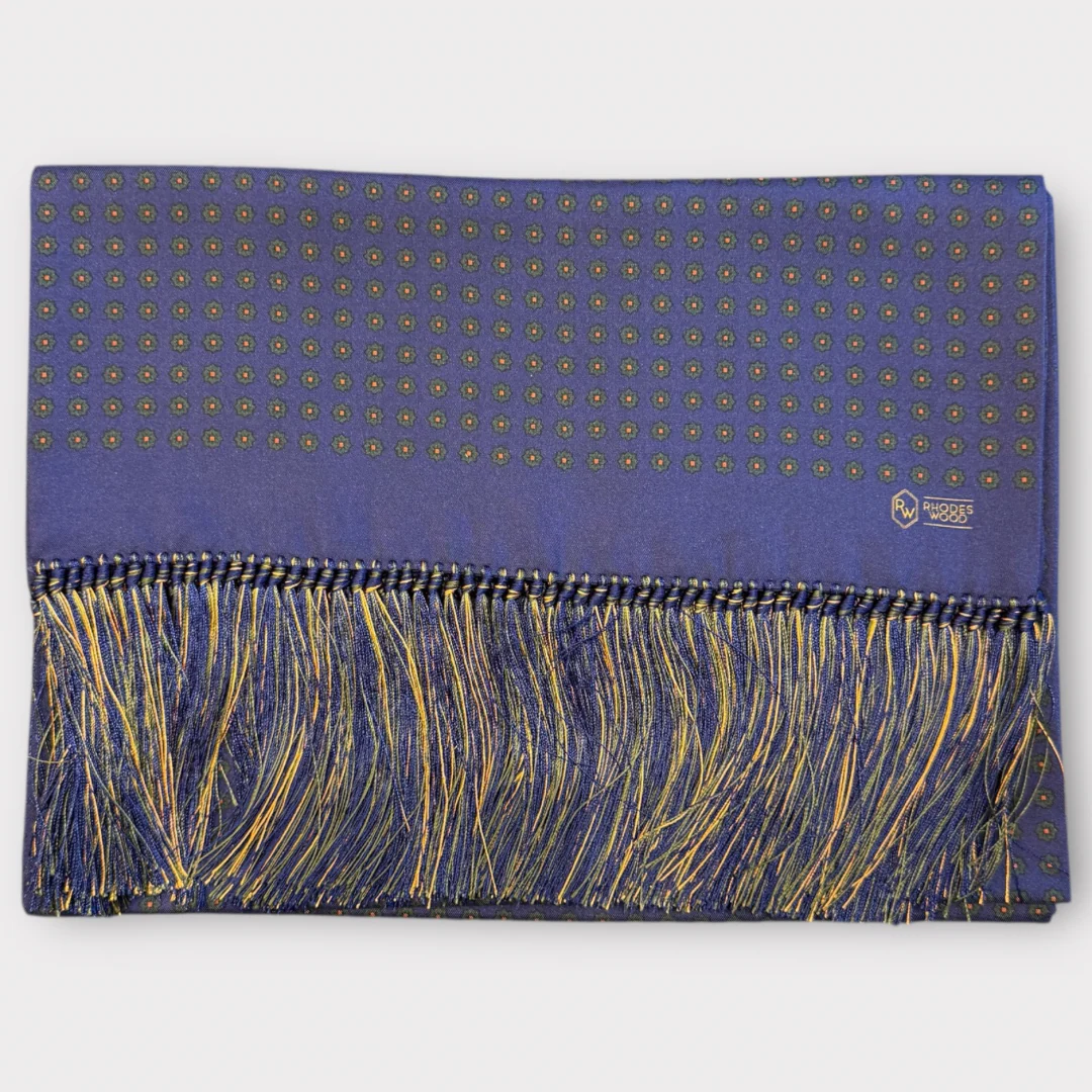 Mini medallion Silk scarf - Image 6